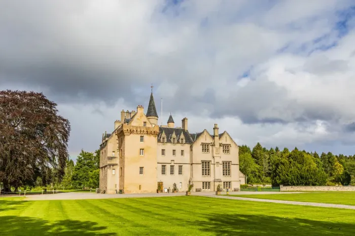 Framed Print : Cawdor Castle, Cawdor, Scotland, United Kingdom Framed Print : Cawdor Castle, Cawdor, Scotland, United Kingdom