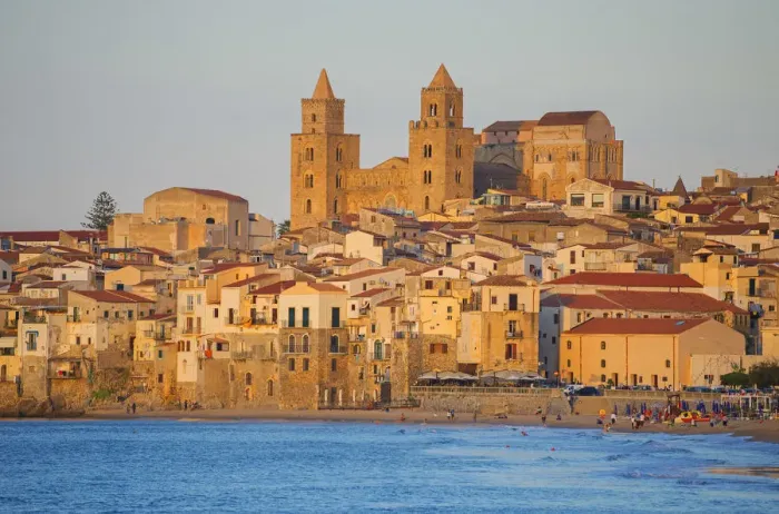 Framed Print : Cefalu, Sicily, Italy, Europe Framed Print : Cefalu, Sicily, Italy, Europe