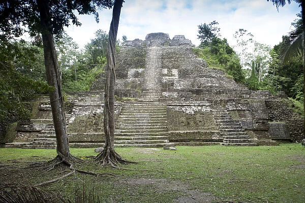 Central America, Belize, Orange Walk District, Lamanai, view of the High Temple (structure
