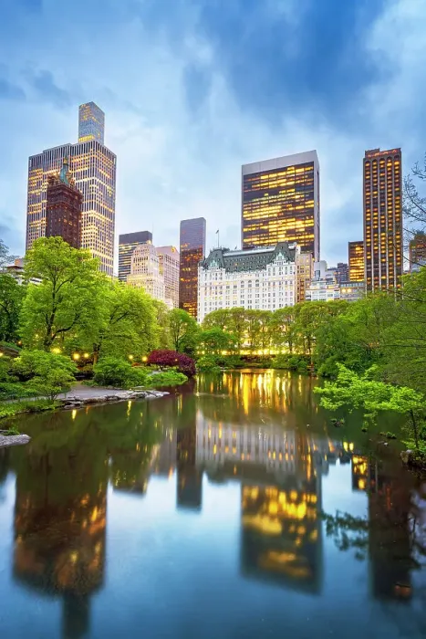 Framed Print : Central Park at Twilight illuminated, New York City, USAPlaza Hotel & Framed Print : Central Park at Twilight illuminated, New York City, USAPlaza Hotel &