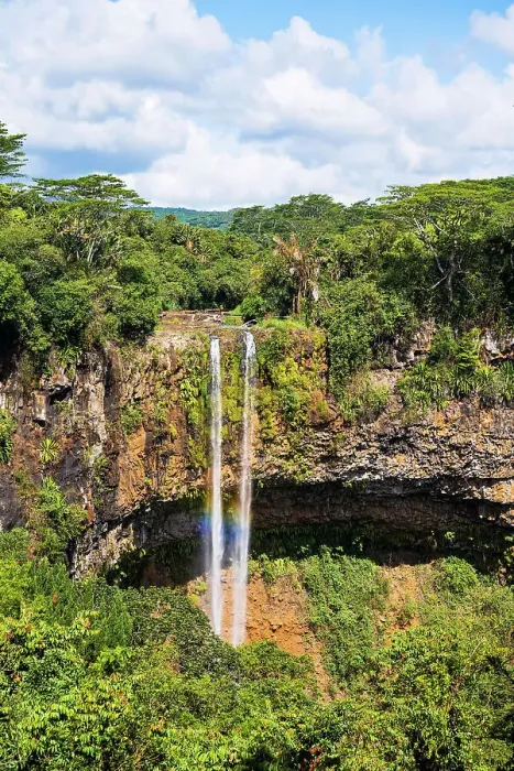 Framed Print : Chamarel Waterfall, Black River (Riviere Noire), Mauritius Framed Print : Chamarel Waterfall, Black River (Riviere Noire), Mauritius