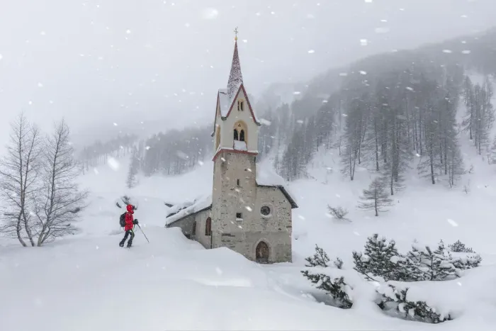 Framed Print : The chapel of the Holy Spirit in Kasern  /  Casere, Predoi  /  Prettau, Aurina Valley