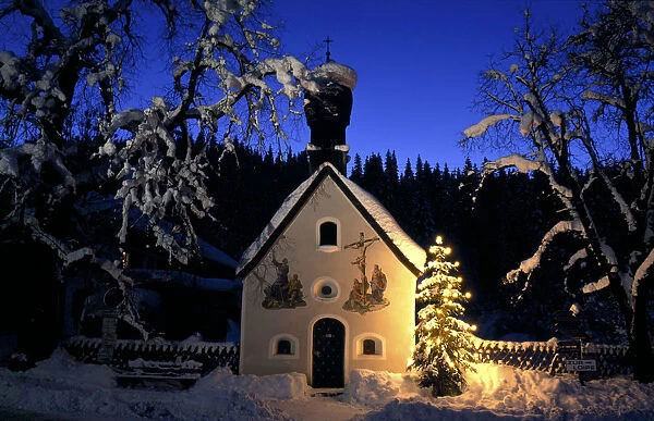 Chapel in Klais, Werdenfelser Land, Upper Bavaria, Germany