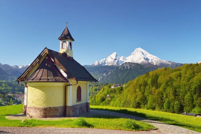 Framed Print : Chapel at Lockstein against Mount Watzmann (2380 m). Berchtesgaden, Berchtesgaden Land Framed Print : Chapel at Lockstein against Mount Watzmann (2380 m). Berchtesgaden, Berchtesgaden Land