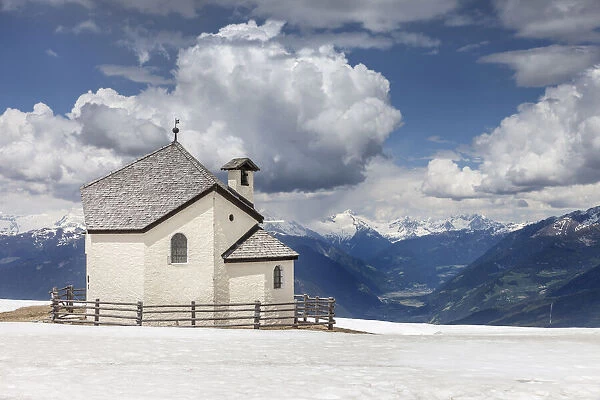 Chapel on the Plan de Corones (2, 275 m) above Bruneck, South Tyrol, Italy