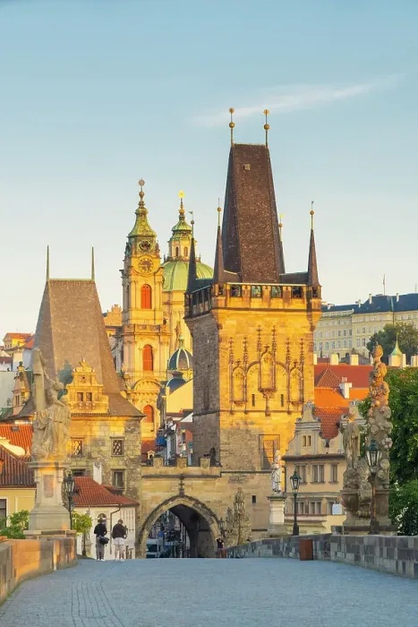 Framed Print : Charles Bridge, Prague, Czech Republic Framed Print : Charles Bridge, Prague, Czech Republic