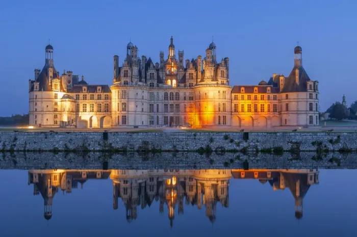 Framed Print : Chateau Chambord, UNESCO World Heritage Site, Loire valley, Loir et Cher, Centre, France Framed Print : Chateau Chambord, UNESCO World Heritage Site, Loire valley, Loir et Cher, Centre, France