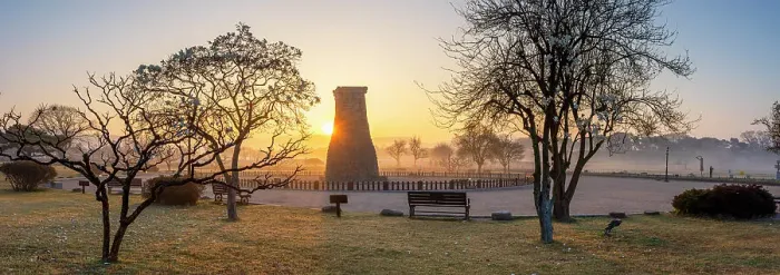 Framed Print : Cheomseongdae Observatory (UNESCO World Heritage Site) at sunrise, Gyeongju, South Korea