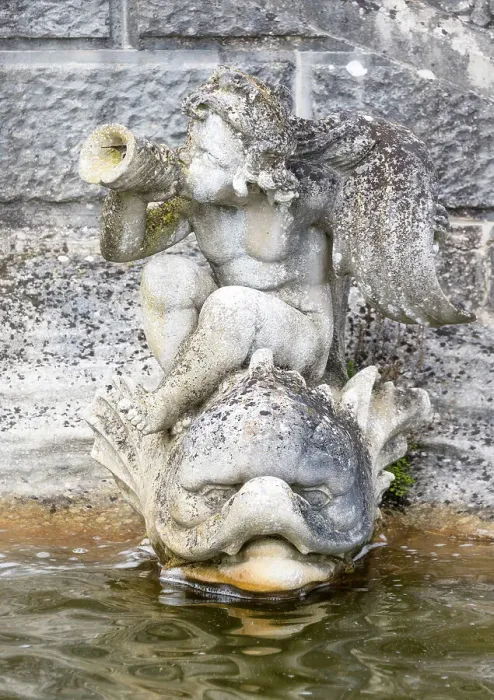 Framed Print : A cherub statue in the fountain at the Loggia, Italian Garden, Hever Castle, Kent, England Framed Print : A cherub statue in the fountain at the Loggia, Italian Garden, Hever Castle, Kent, England