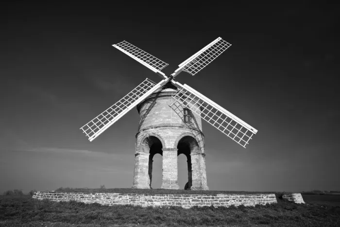 Framed Print : Chesterton Windmill, Fosse Way, Warwickshire, England Framed Print : Chesterton Windmill, Fosse Way, Warwickshire, England