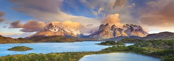 Chile, Patagonia, Torres del Paine National Park (UNESCO Site), Lake Pehoe