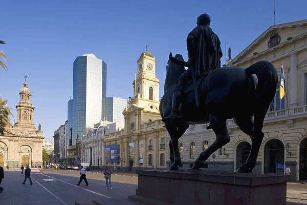 Chile, Santiago, Cathedral Metropolitana & Museum Historico Nacional & statue of Pedro