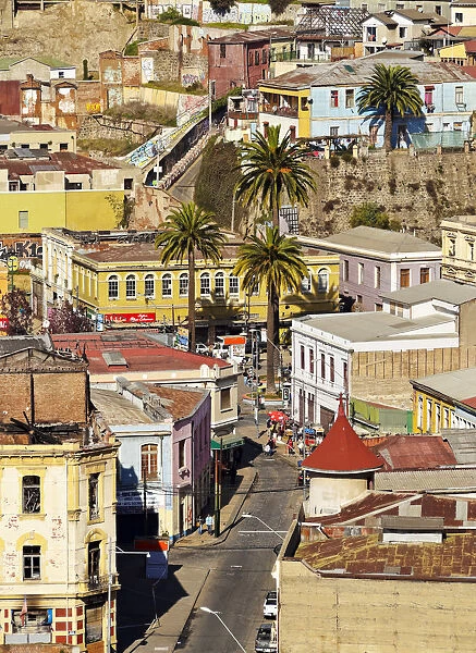 Chile, Valparaiso, Elevated view of the historic quarter viewed from the Artilleria Hill