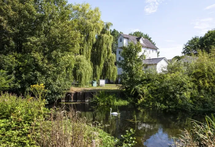Framed Print : Chilham Mill on the River Stour, build circa 1850, Kent, England Framed Print : Chilham Mill on the River Stour, build circa 1850, Kent, England