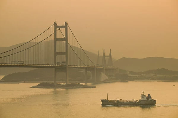 China, Hong Kong, New Territories, Tsing Ma Bridge, part of the Lantau Link