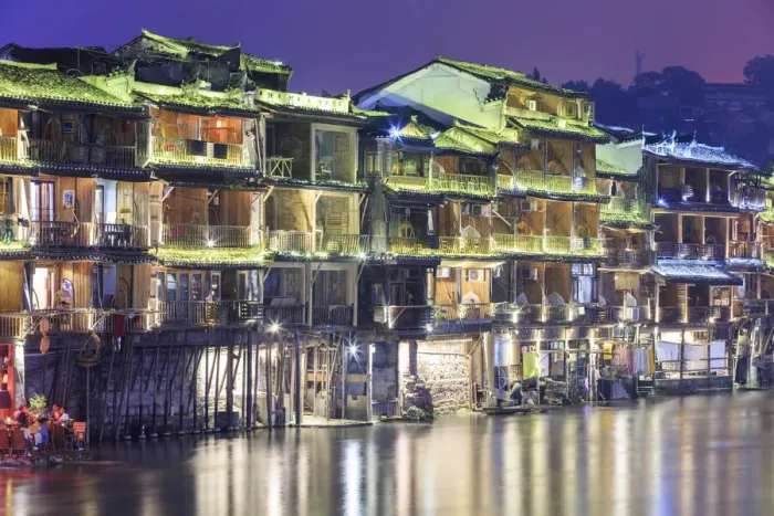 Framed Print : China, Hunan province, Fenghuang, riverside houses Framed Print : China, Hunan province, Fenghuang, riverside houses