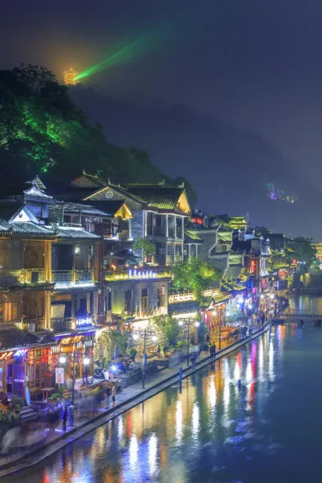 Framed Print : China, Hunan province, Fenghuang, riverside houses Framed Print : China, Hunan province, Fenghuang, riverside houses
