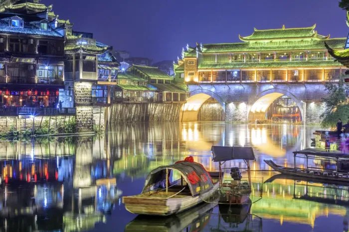 Framed Print : China, Hunan province, Fenghuang, riverside houses Framed Print : China, Hunan province, Fenghuang, riverside houses