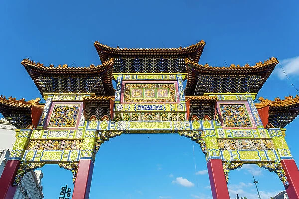 China Town gate, Liverpool, Merseyside, England, UK