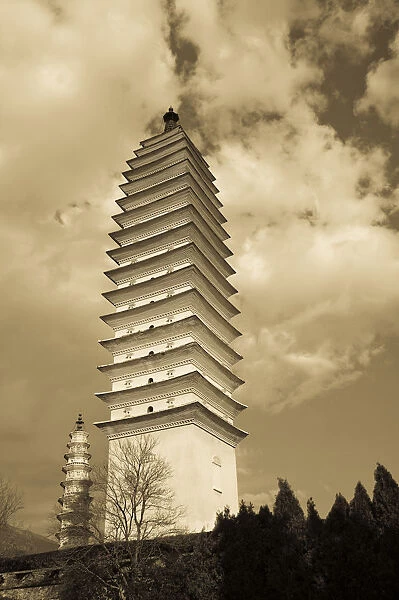 China, Yunnan Province, Dali, Old Town, Three Pagoda Park (built in the 9th century)