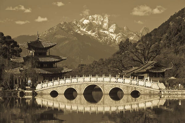 China, Yunnan Province, Lijiang, Lijiang Old Town, Black Dragon Pool Park & Jade