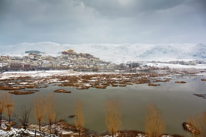Framed Print : China, Zhonghua, Yunnan, Zhongdian, Songzanlin Tibetan Monastery reflected in the lake, Shangri La county Framed Print : China, Zhonghua, Yunnan, Zhongdian, Songzanlin Tibetan Monastery reflected in the lake, Shangri La county