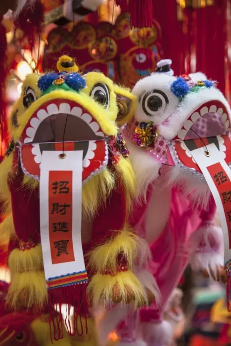 Framed Print : Chinese lion decorations at Fa Yuen Street Market, Mongkok, Kowloon, Hong Kong