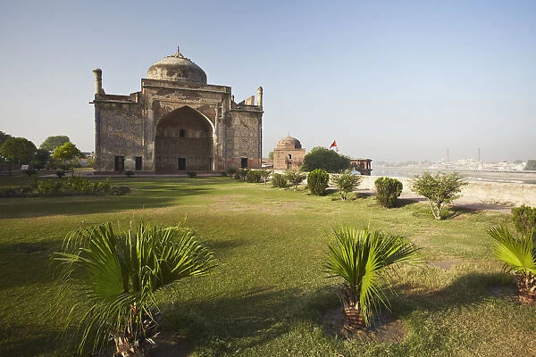 Chini-ka-Rauza (tomb of Afzal Khan), Agra, Uttar Pradesh, India