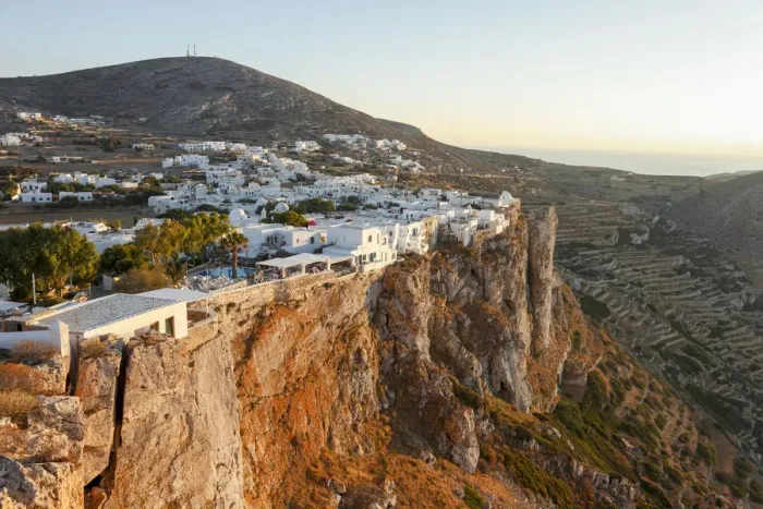 Framed Print : Chora bilt on the Cliff, Folegandros, Cyclades, Greece