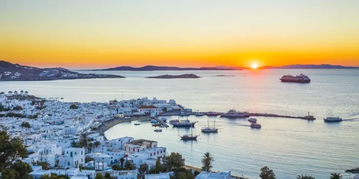 Framed Print : Chora (Mykonos Town), Mykonos, Cyclades Islands, Greece Framed Print : Chora (Mykonos Town), Mykonos, Cyclades Islands, Greece