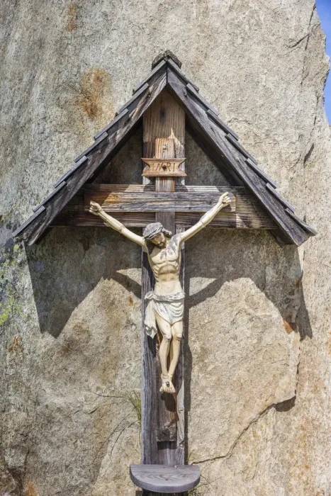Framed Print : Christian wayside cross at the Kehreralm (1842 m) near Kasern, Valle Aurina, South Tyrol Framed Print : Christian wayside cross at the Kehreralm (1842 m) near Kasern, Valle Aurina, South Tyrol