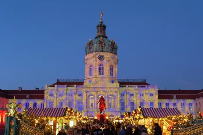 Framed Print : Christmas Market, Charlottenburg Palace, Berlin, Germany Framed Print : Christmas Market, Charlottenburg Palace, Berlin, Germany