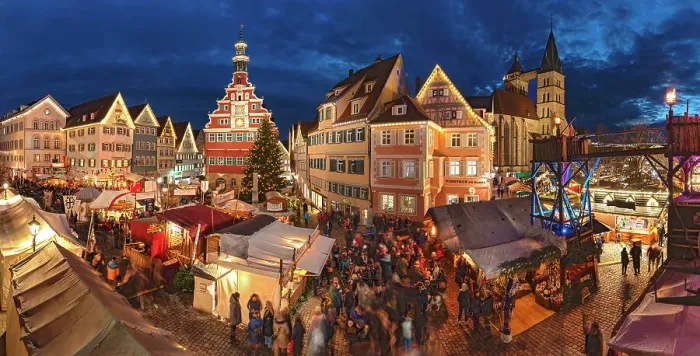 Framed Print : Christmas market and medieval market at the market square, Esslingen, Baden-Wurttemberg, Germany Framed Print : Christmas market and medieval market at the market square, Esslingen, Baden-Wurttemberg, Germany