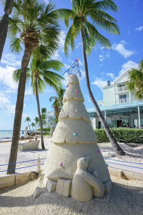 Framed Print : Christmas Tree made from Beach Sand Key West, Florida, USA Framed Print : Christmas Tree made from Beach Sand Key West, Florida, USA