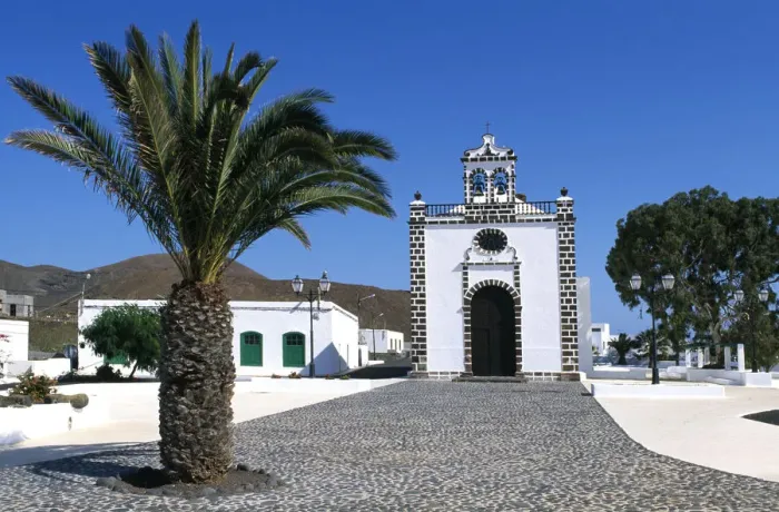 Framed Print : Church in Guatiza, Lanzarote, Canary Islands, Spain