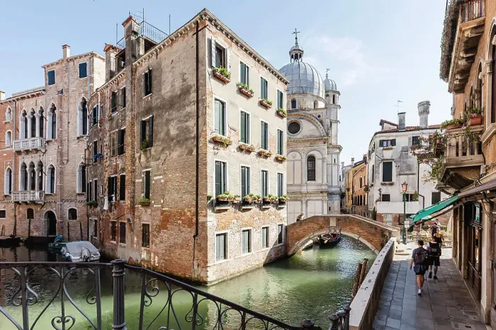 Framed Print : The Church of Santa Maria dei Miracoli. Venice, Veneto, Italy, Europe Framed Print : The Church of Santa Maria dei Miracoli. Venice, Veneto, Italy, Europe