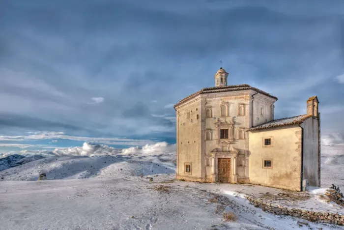 Framed Print : The church of Santa Maria della Pietaza at sunset in a winter day, Rocca Calascio