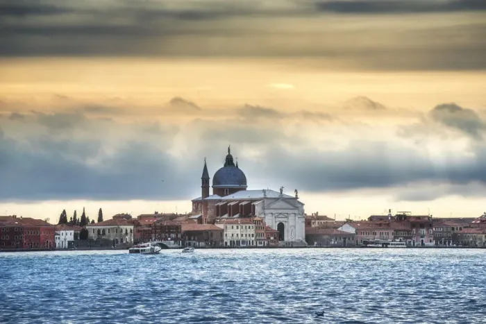 Framed Print : Church of Santissimo Redentore, Venice, Veneto, Italy Framed Print : Church of Santissimo Redentore, Venice, Veneto, Italy