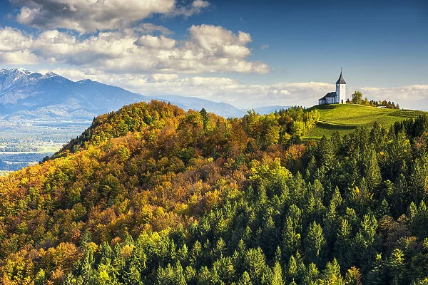 Church of St. Primoz in Autumn, Jamnik, Gorenjska, Slovenia, Europe