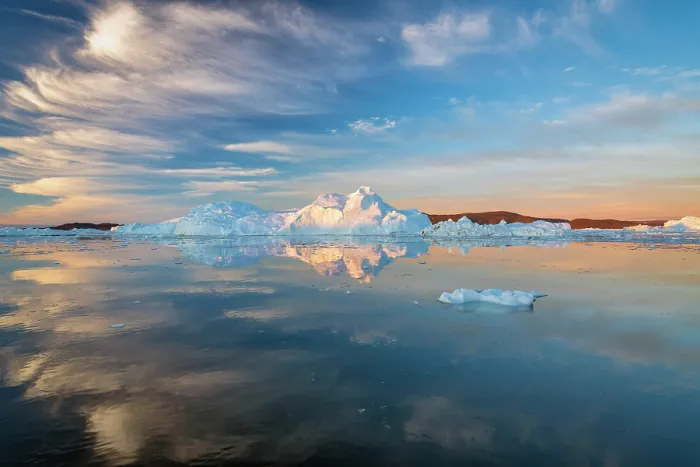 Framed Print : Cirrus clouds over icebergs in Disko Bay, Greenland Framed Print : Cirrus clouds over icebergs in Disko Bay, Greenland