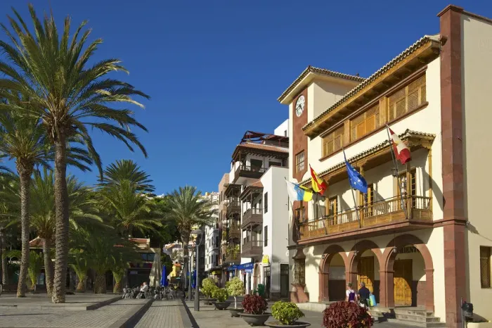 Framed Print : City Hall at Plaza de las Americas, San Sebastian, La Gomera, Canary Islands, Spain Framed Print : City Hall at Plaza de las Americas, San Sebastian, La Gomera, Canary Islands, Spain