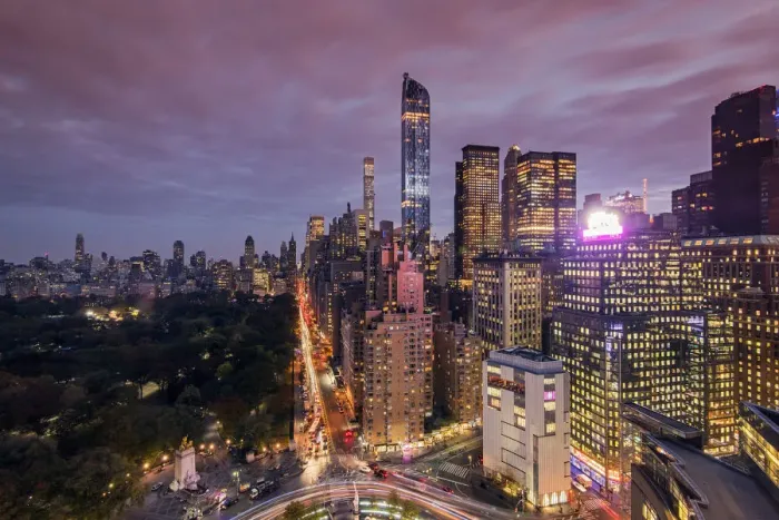 Framed Print : City skyline at dusk with Central Park, Manhattan, New York, USA Framed Print : City skyline at dusk with Central Park, Manhattan, New York, USA