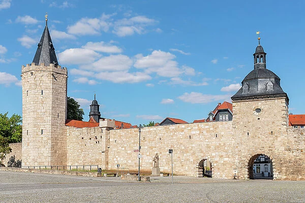 City wall with Frauentor gate, Muhlhausen, Thuringia, Germany