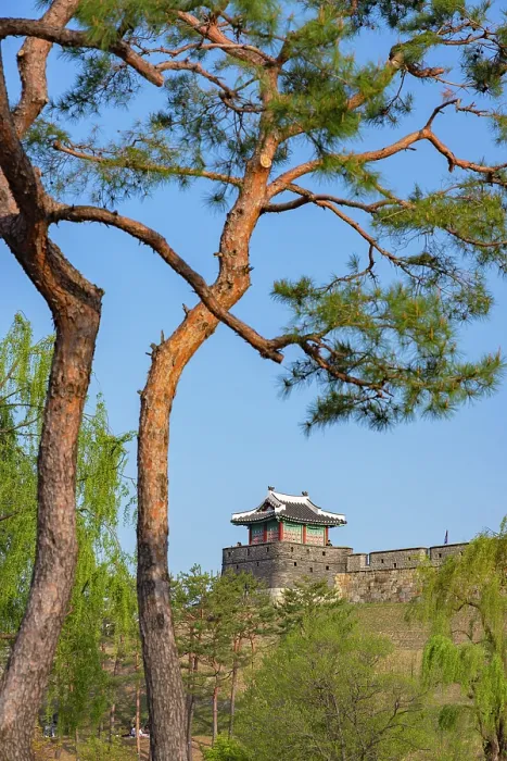 Framed Print : City walls and watchtower of Hwaseong Fortress (UNESCO World Heritage Site), Suwon, Gyeonggi Province, South Korea Framed Print : City walls and watchtower of Hwaseong Fortress (UNESCO World Heritage Site), Suwon, Gyeonggi Province, South Korea