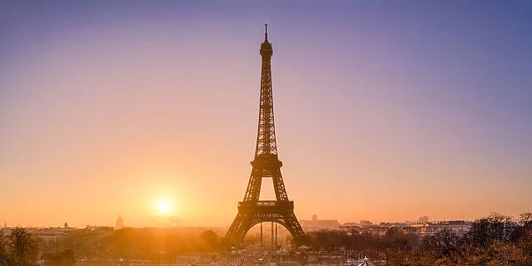 Cityscape with Eiffel Tower at sunrise, Paris, France