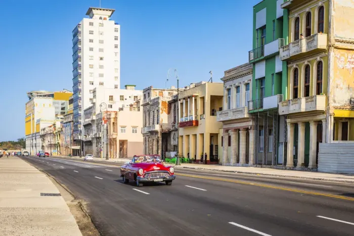 Framed Print : A classic car driving on the Malecon, La Habana Vieja (Old Town), Havana, Cuba Framed Print : A classic car driving on the Malecon, La Habana Vieja (Old Town), Havana, Cuba