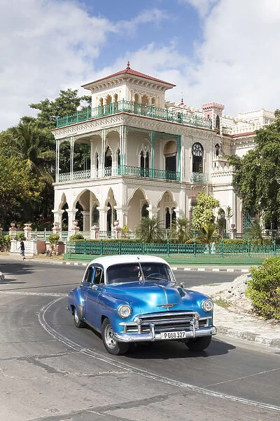 classic car, palacio de Valle, Cienfuegos, Cuba