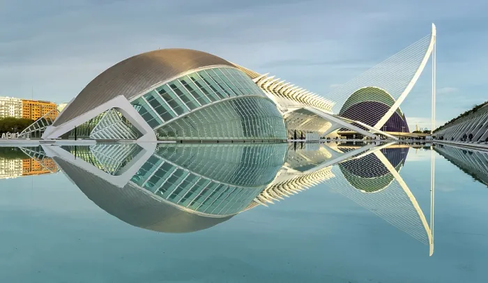 Framed Print : Classic view of the Ciudad de los artes y ciencias (City of Arts and Sciences), Valencia, Spain Framed Print : Classic view of the Ciudad de los artes y ciencias (City of Arts and Sciences), Valencia, Spain
