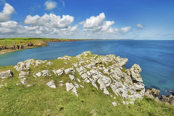 Cliff landscape at Barafundle Bay - United Kingdom, Wales, Pembrokeshire, Pembroke