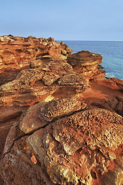 Cliff landscape at Gantheaume Point - Australia, Western Australia, Kimberley, Broome